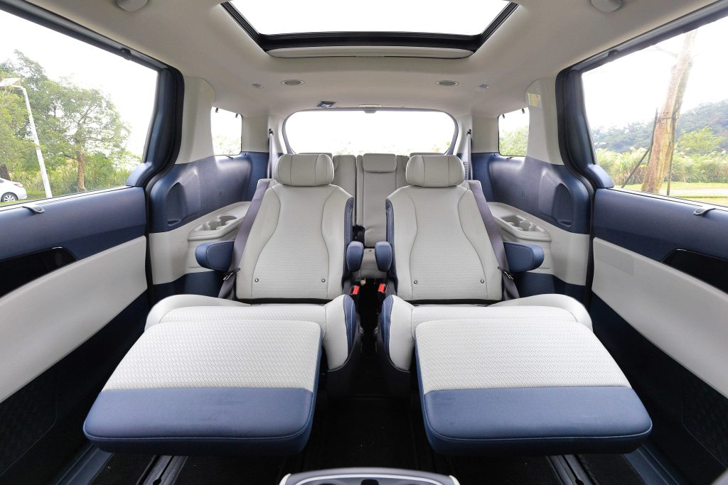 Kia全功能豪華休旅The new Carnival 連續四年榮獲車訊風雲獎「最佳進口大型MPV」