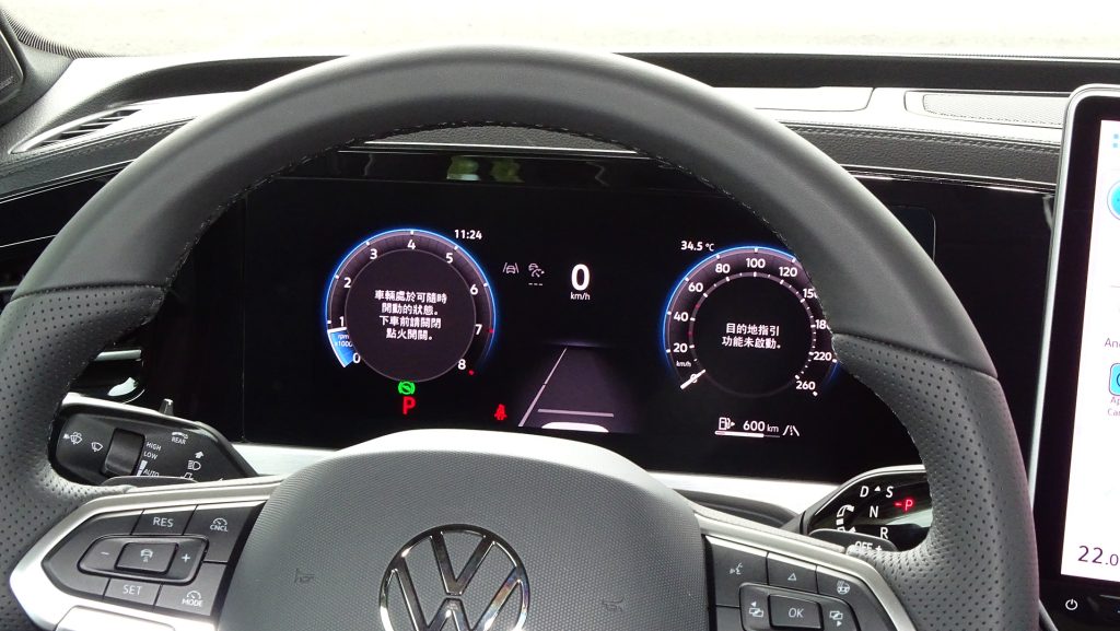 2025 VW Passat Variant 330TSI R-Line 試駕│享受、實用滿點