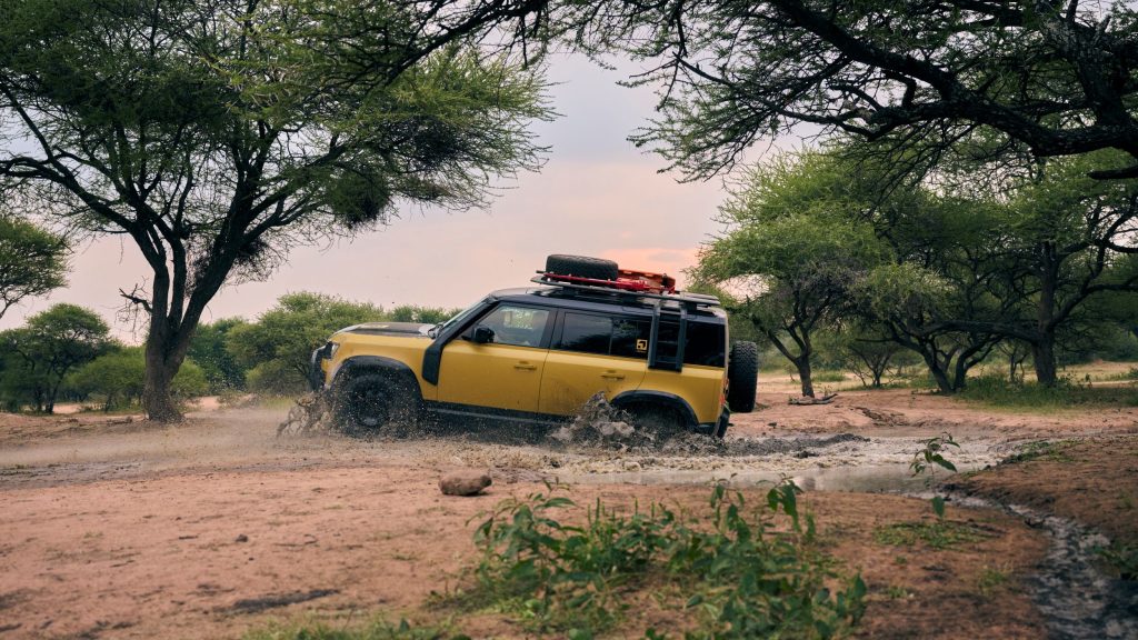 DEFENDER TROPHY EDITION 限量登場，挑戰全球探險賽事再進化