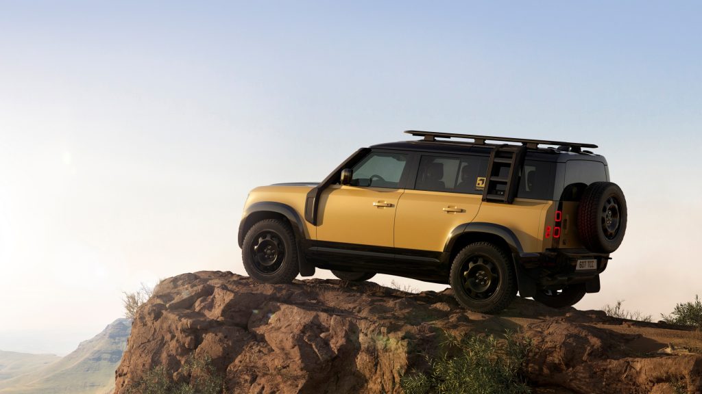 DEFENDER TROPHY EDITION 限量登場，挑戰全球探險賽事再進化