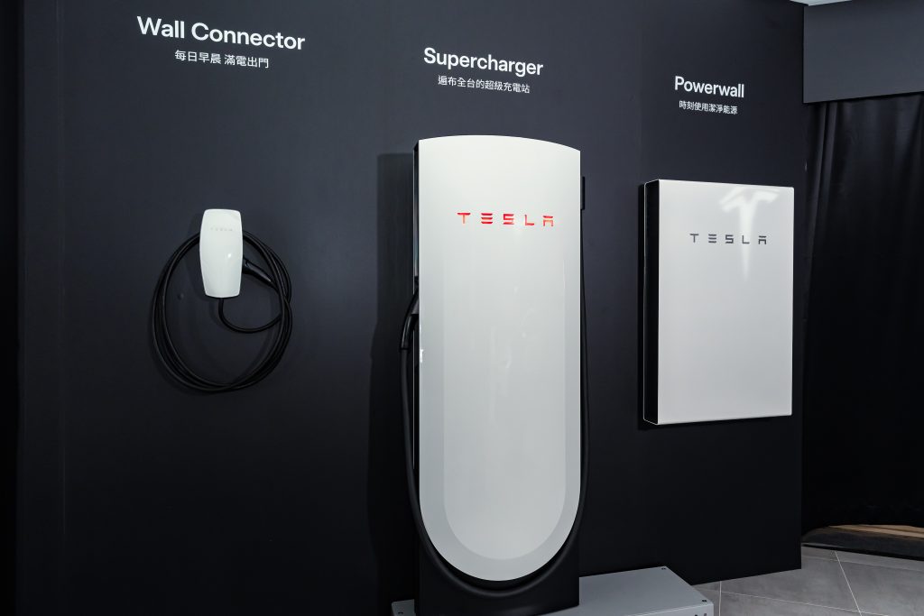 Tesla 全新 Model Y 台灣登陸派對