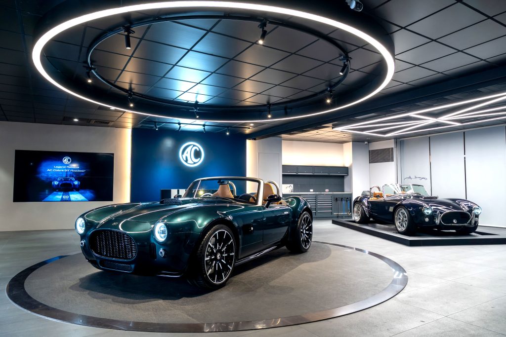 AC Cars Taiwan展示中心盛大開幕｜AC Cobra GT Roadster領銜登場，車迷夢幻之選！