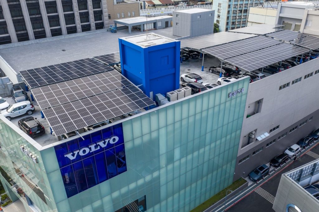 VOLVO 首度於「2025 福隆國際沙雕藝術季」登場 創造今夏最熱門打卡聖地