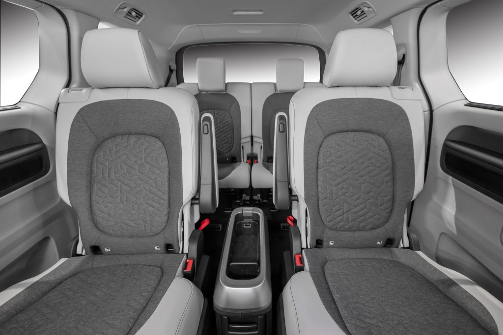 Volkswagen ID. BUZZ 六座版驚艷登場！七人電旅未來式正式啟動