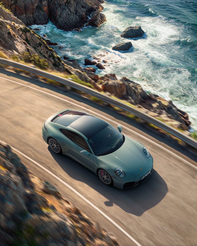 全新 Porsche 911 Carrera 4S 登場｜四輪驅動性能跑魂再進化