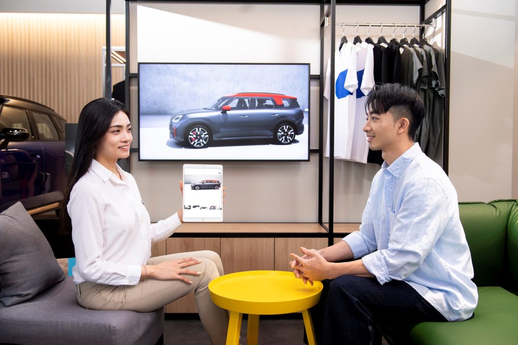 MINI桃園大桐展示中心盛大開幕｜導入原廠Retail.Next空間概念 打造新時代風格展間