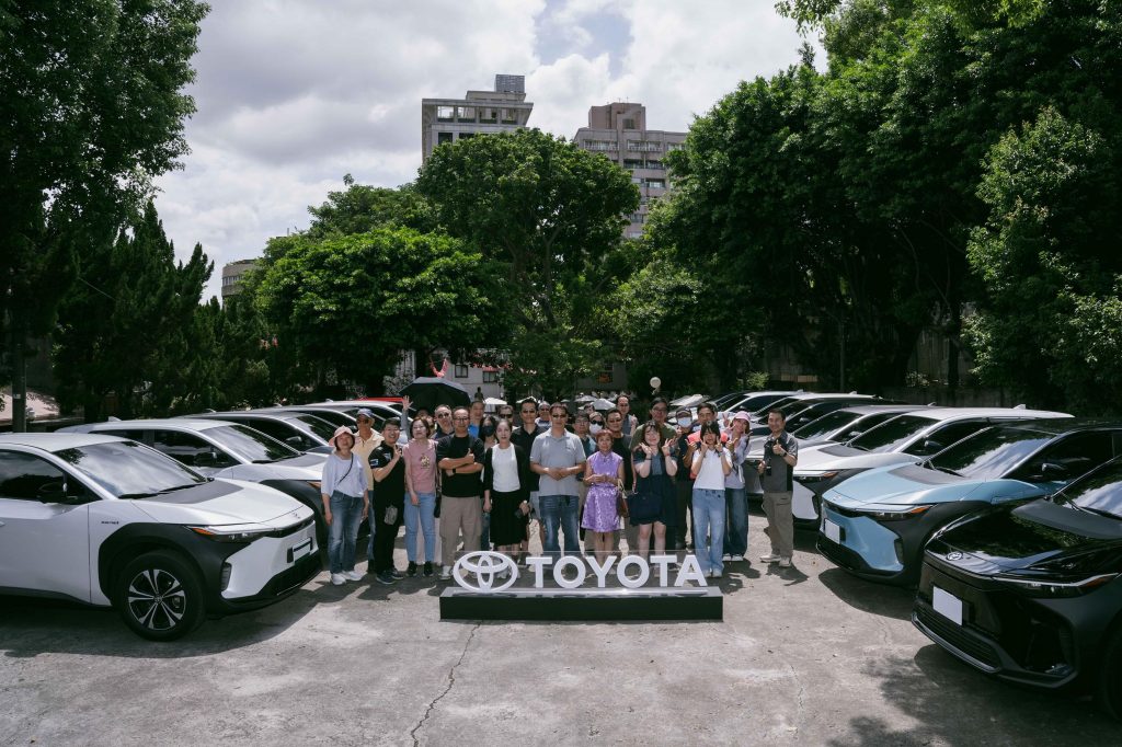 TOYOTA bZ4X 車主活動台北登場｜純電車主齊聚體驗歐陸午茶與香氛生活美學