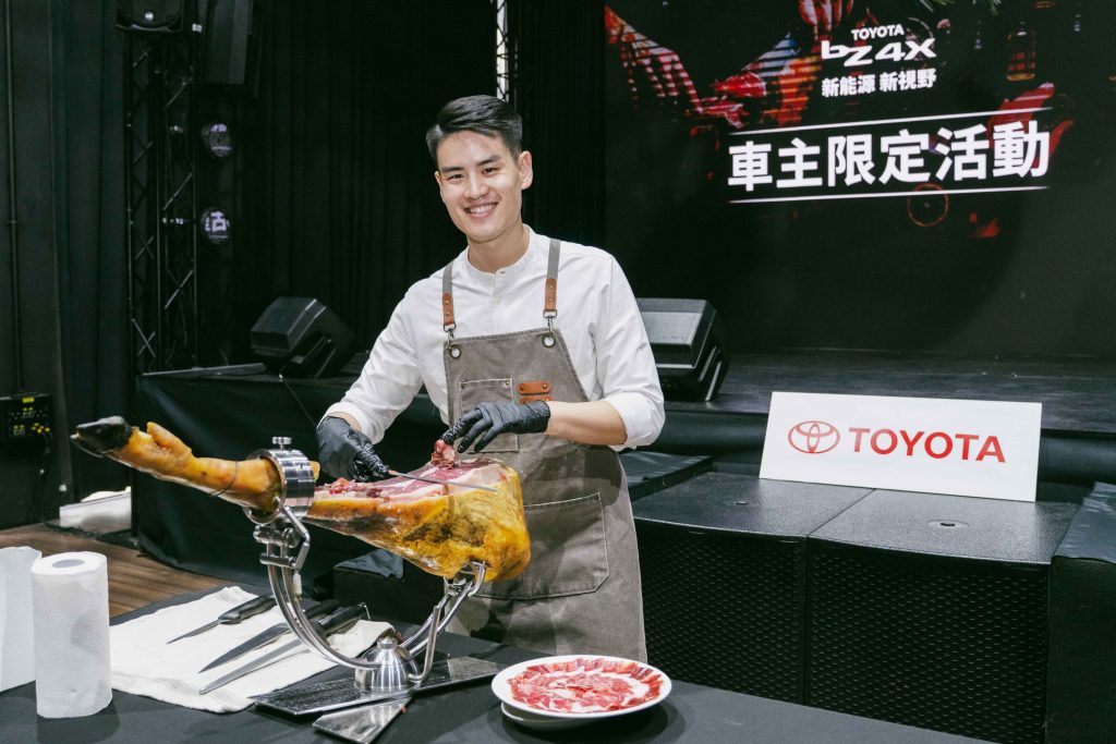 TOYOTA bZ4X 車主活動台北登場｜純電車主齊聚體驗歐陸午茶與香氛生活美學