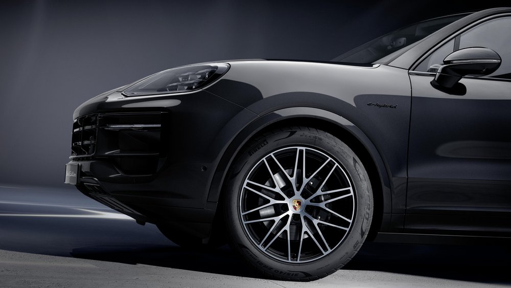 全新 Porsche Cayenne Black Edition 上市｜動感與質感並具的黑色魅力登場