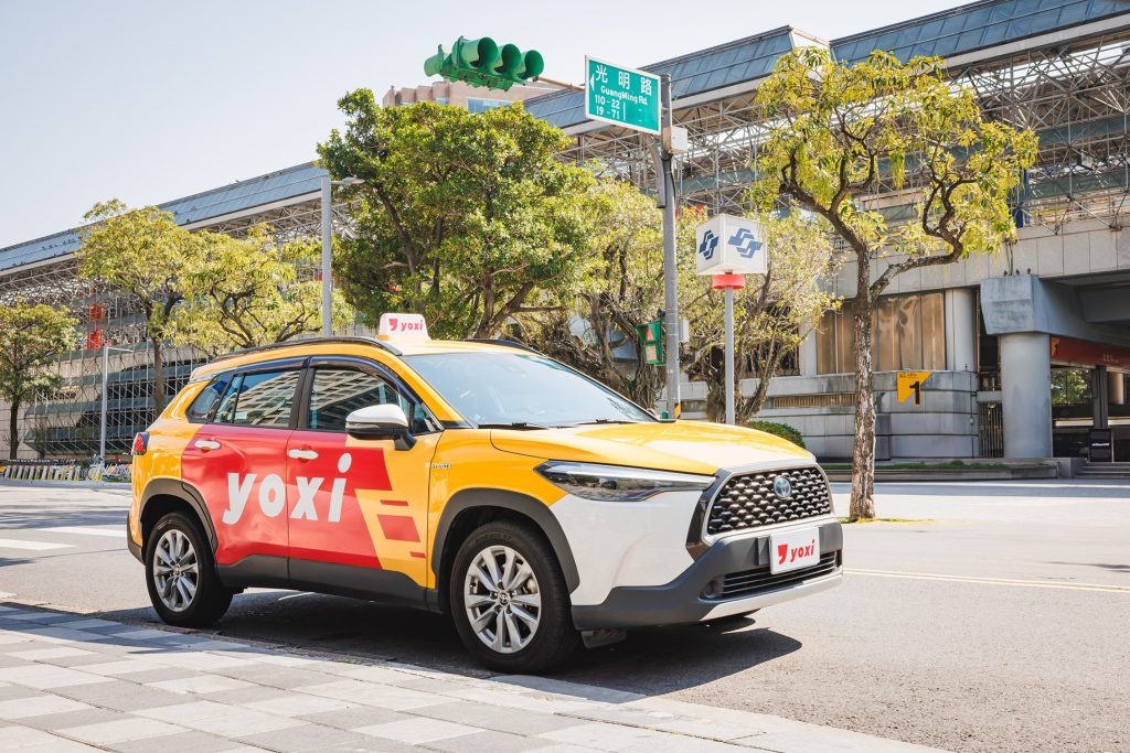 yoxi 攜手中信兄弟推動公益！助家扶兒少圓棒球夢