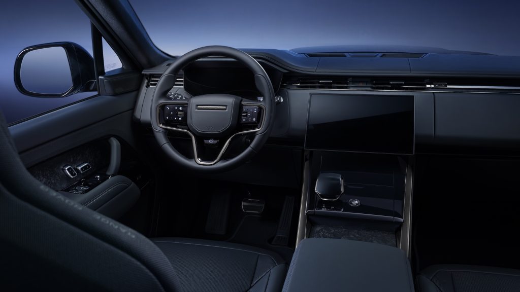 SV BESPOKE 訂製升級！RANGE ROVER SPORT SV 專屬高性能奢華登場