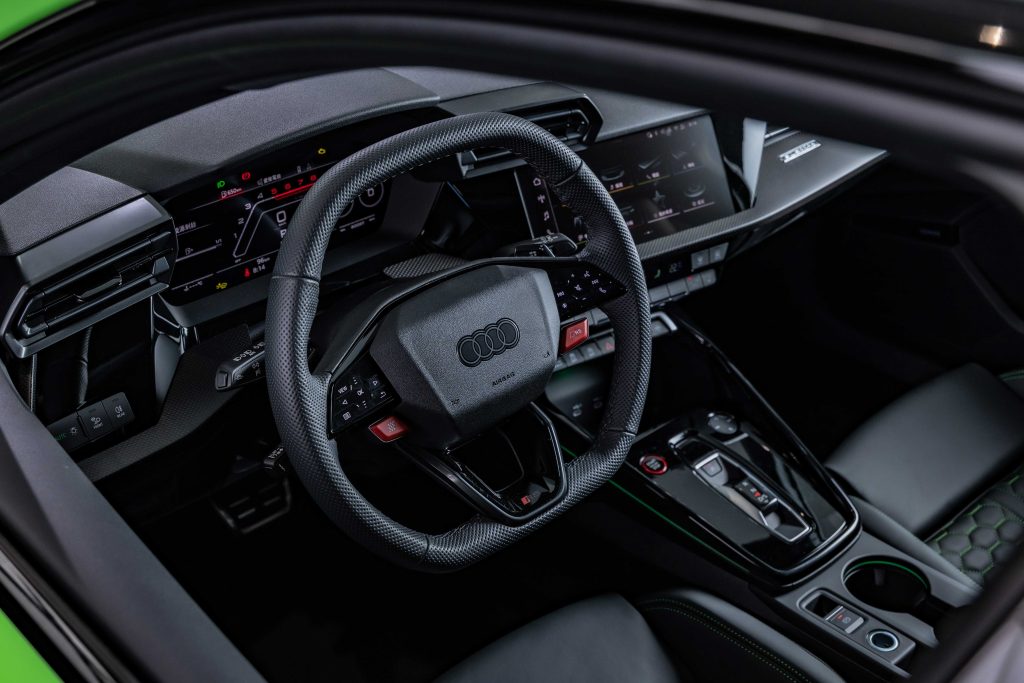 四環五缸傳奇強勢回歸！全新 Audi RS 3 Sedan 與 Sportback 震撼登場