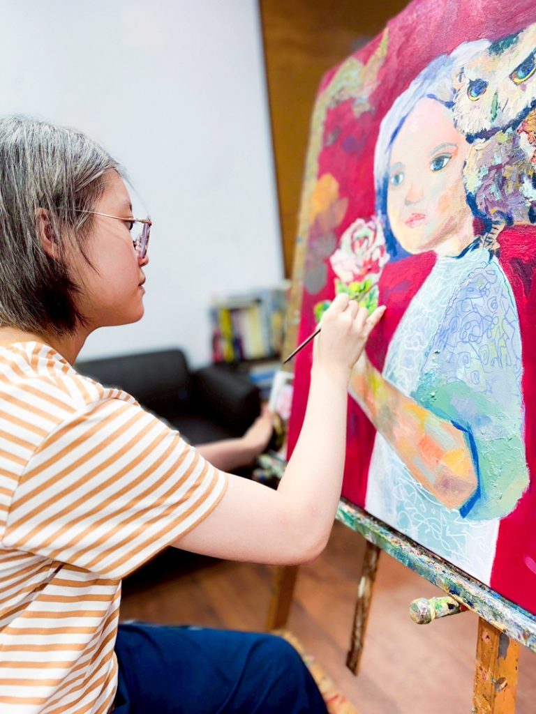 以畫為語，療癒時光——保時捷攜手喜願協會，圓夢 Sabrina 個展《消失的九年級》
