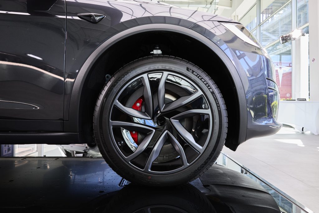 全新升級 Model S / X 登場！Tesla S3XY 車系齊聚台灣震撼亮相