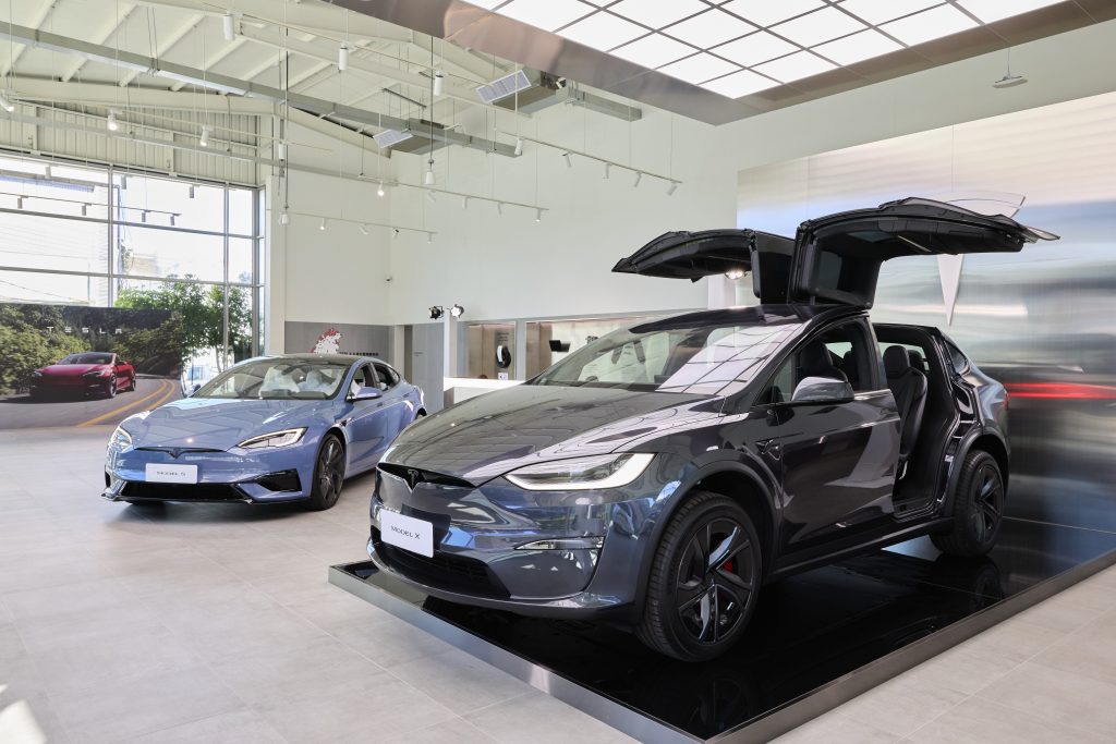 Tesla Model Y 蟬聯三月台灣電動車銷售冠軍｜Q3交付量挑戰破5,500輛！