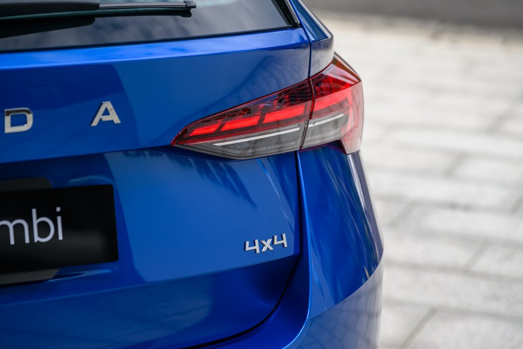 歐洲冠軍旅行車登場｜Škoda Octavia Combi 2.0 TSI 4x4 同級唯一四驅霸氣上市