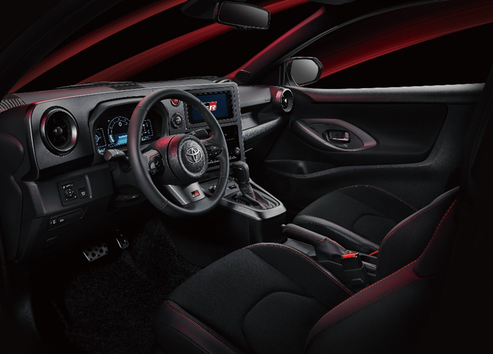 本格駕馭進化！GR YARiS 自排車型登場，操控與便利完美兼具