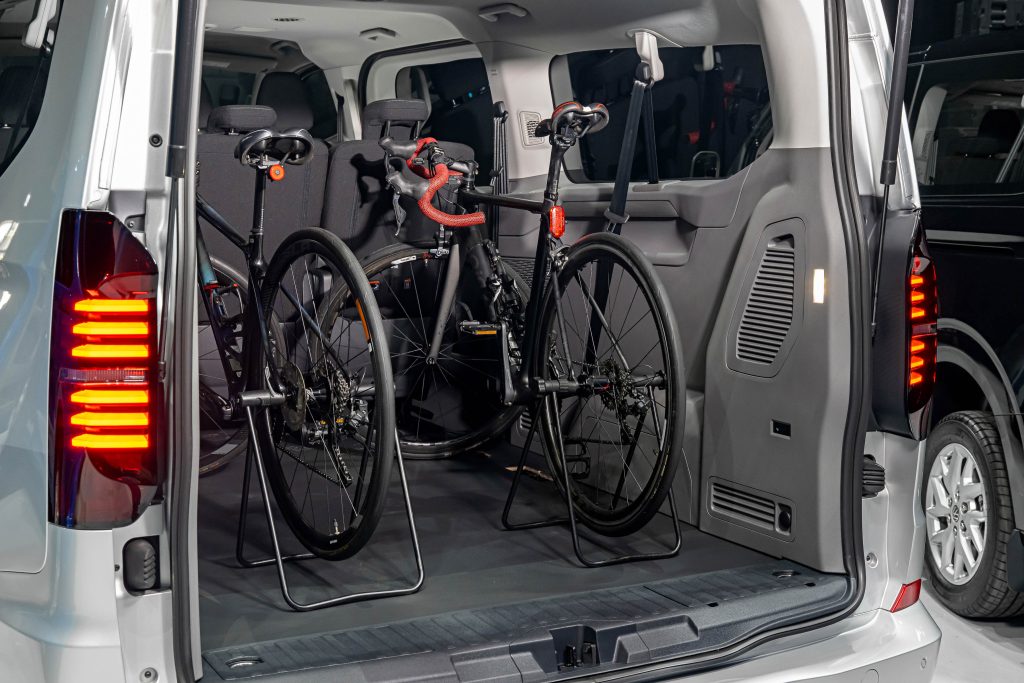 Volkswagen The All-New Caravelle正式登台｜紅點大獎認證 頂級商旅唯一四輪傳動首選