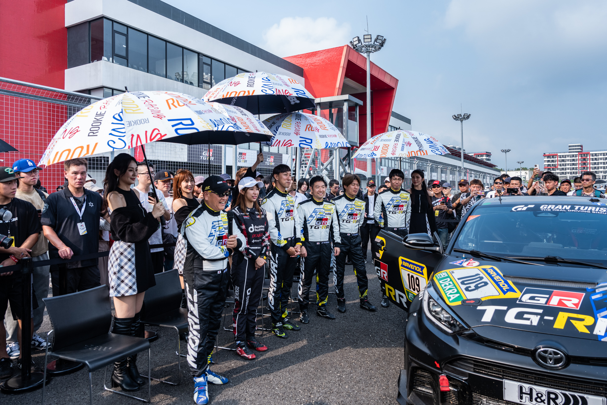 Corolla Cup 2025最終站盛大落幕｜豐田章男領ROOKIE Racing震撼登台嗨翻全場！