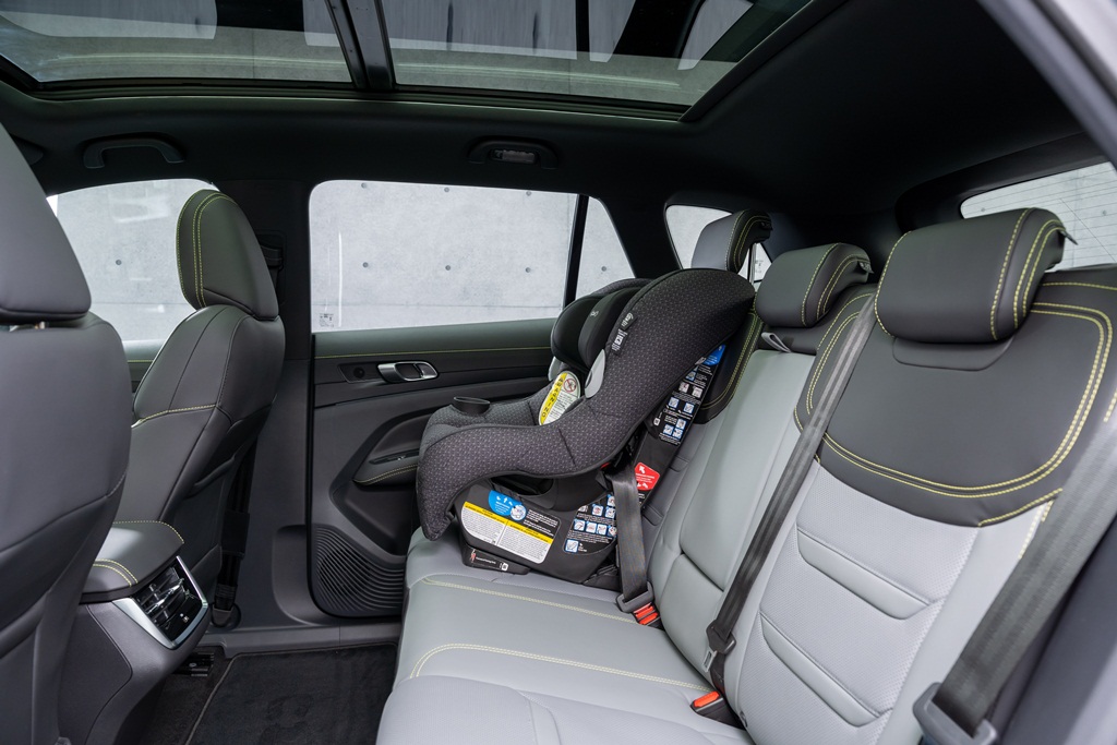 福特全新休旅Territory在台亮相 油電旗艦預售價101.9萬元