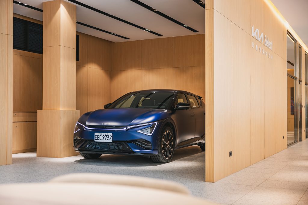 Kia Select 原廠精選中古車再升級：全新會員系統與不限品牌 AI 即時估價上線
