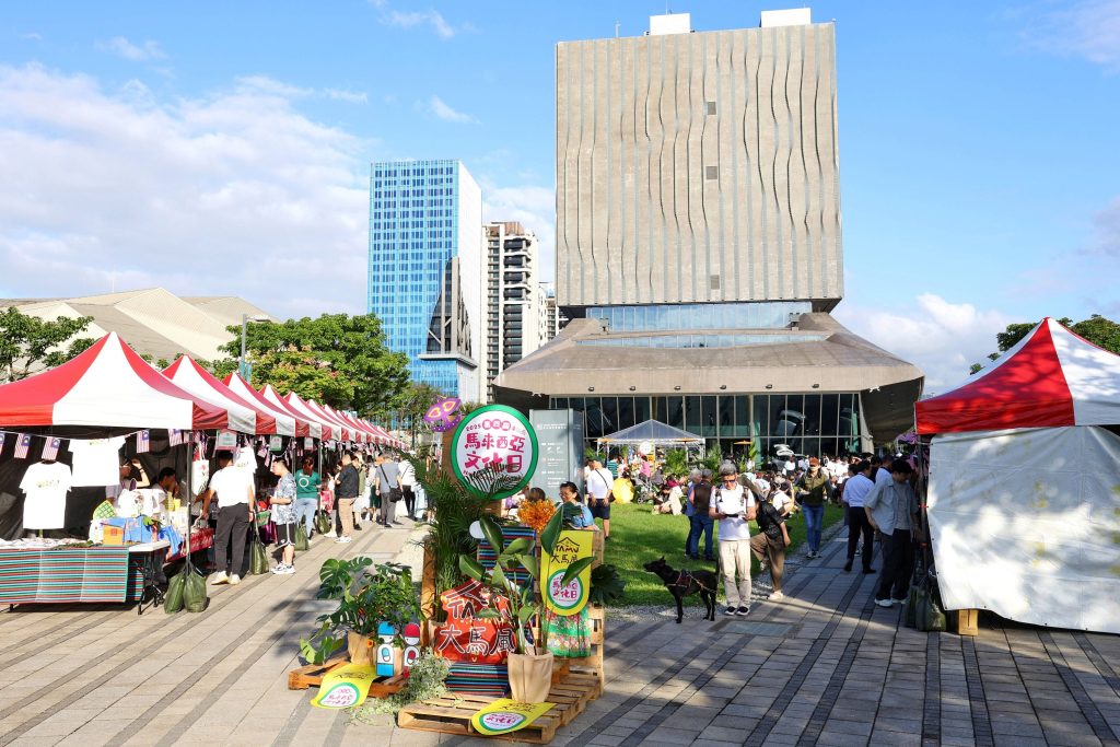 Kia響應台馬文化交流｜共襄盛舉「2025馬來西亞文化日」＋啟發未來全台巡迴講談啟動