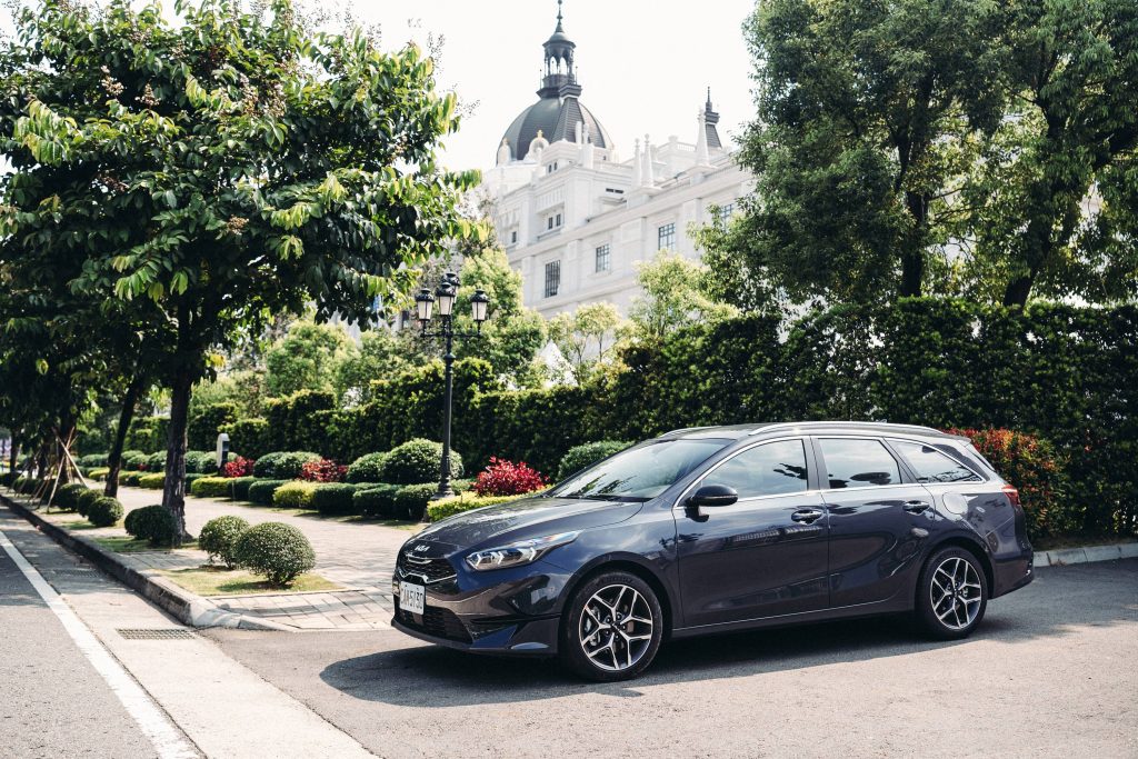 Kia 11 月銷售突破 9,500 台創新高｜限時「萬元入主」最高享 16 萬元禮遇＋冬季健檢同步登場